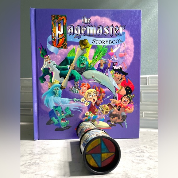 2/$20💕Book & Kaleidoscope - Picture 3 of 7